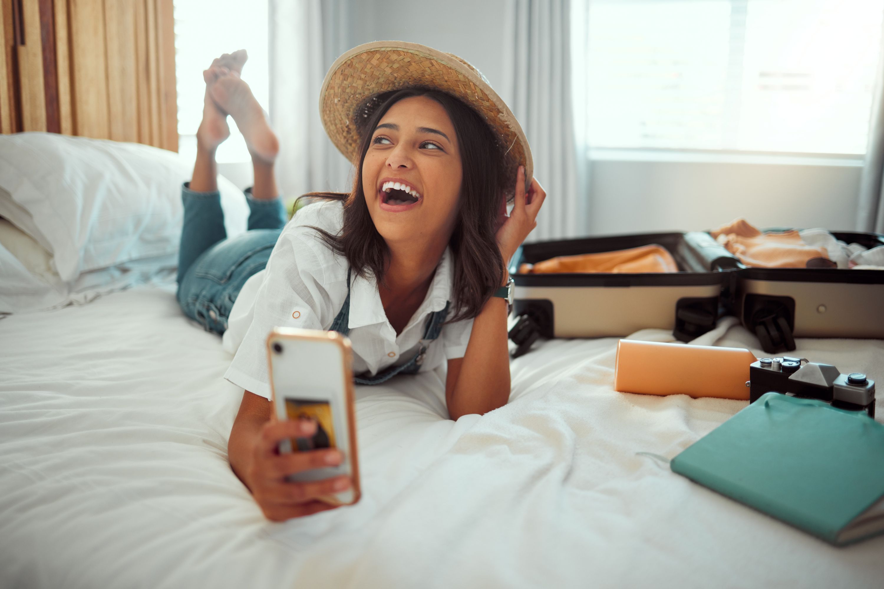 Airbnb Shutterstock 2239226127
